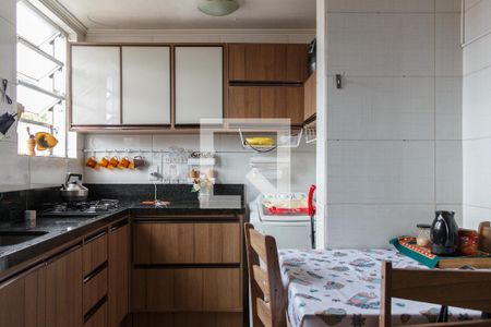 Apartamento para alugar com 54m², 2 quartos e 1 vaga Apartamento para alugar com 54m², 2 quartos e 1 vagaCozinha e Área de Serviço