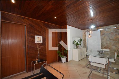 Sala de casa para alugar com 3 quartos, 350m² em Madureira, Rio de Janeiro