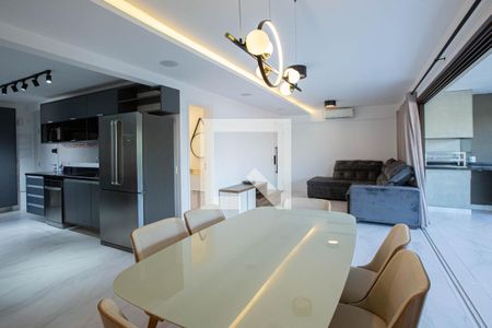 Sala 2 ambientes de apartamento para alugar com 2 quartos, 131m² em Bela Aliança, São Paulo