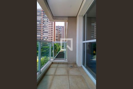 Sala - Varanda de apartamento para alugar com 1 quarto, 45m² em Santo Amaro, São Paulo