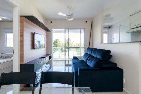 Sala de apartamento para alugar com 1 quarto, 45m² em Santo Amaro, São Paulo