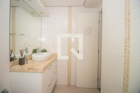 Apartamento à venda com 120m², 3 quartos e 2 vagas Apartamento à venda com 120m², 3 quartos e 2 vagasBanheiro Social