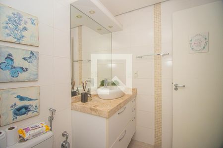 Apartamento à venda com 120m², 3 quartos e 2 vagas Apartamento à venda com 120m², 3 quartos e 2 vagasBanheiro Social