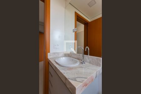 Banheiro de apartamento para alugar com 1 quarto, 45m² em Jardim Recreio , Ribeirão Preto