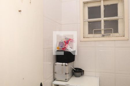 Casa à venda com 100m², 2 quartos e 2 vagasBanheiro 2