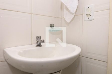 Casa à venda com 100m², 2 quartos e 2 vagasBanheiro 2