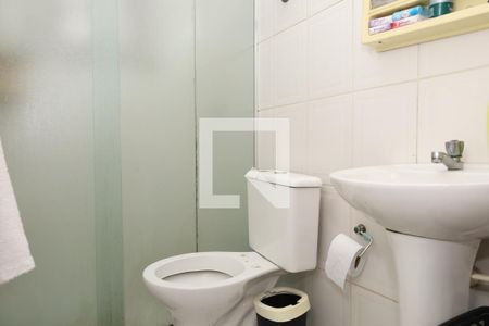Casa à venda com 100m², 2 quartos e 2 vagasBanheiro 1