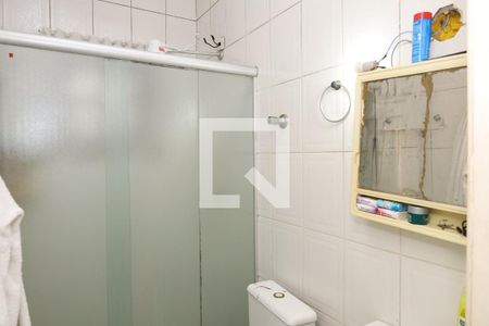Casa à venda com 100m², 2 quartos e 2 vagasBanheiro 1