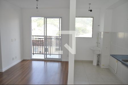 Sala de apartamento para alugar com 2 quartos, 48m² em Rocha, Rio de Janeiro