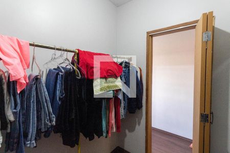 Casa à venda com 160m², 4 quartos e 2 vagasCloset do quarto 3