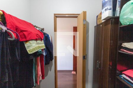 Casa à venda com 160m², 4 quartos e 2 vagasCloset do quarto 3