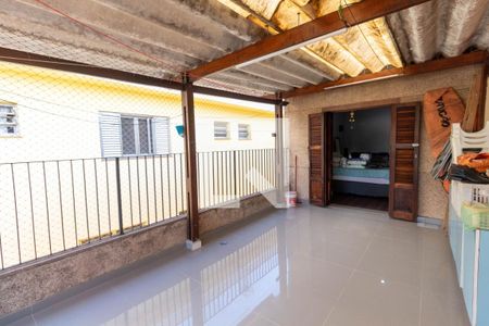 Casa à venda com 160m², 4 quartos e 2 vagasVaranda