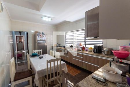 Casa à venda com 160m², 4 quartos e 2 vagasCozinha 2