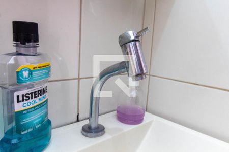 Casa à venda com 160m², 4 quartos e 2 vagasBanheiro - torneira