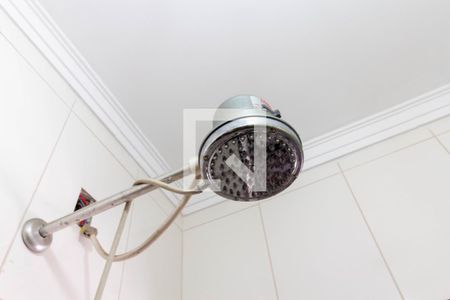 Casa à venda com 160m², 4 quartos e 2 vagasChuveiro