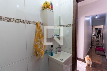 Casa à venda com 160m², 4 quartos e 2 vagasBanheiro 2