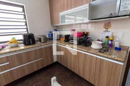 Casa à venda com 160m², 4 quartos e 2 vagasCozinha - Armários