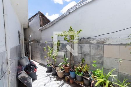 Casa à venda com 160m², 4 quartos e 2 vagasQuintal