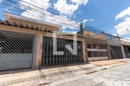 Casa à venda com 160m², 4 quartos e 2 vagasFachada