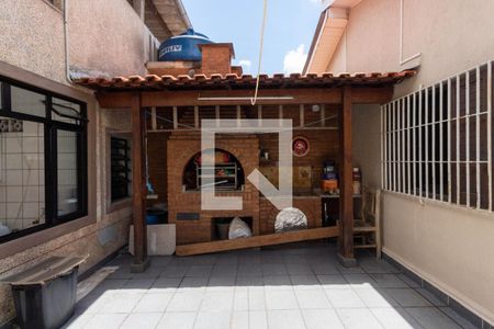 Casa à venda com 160m², 4 quartos e 2 vagasQuintal