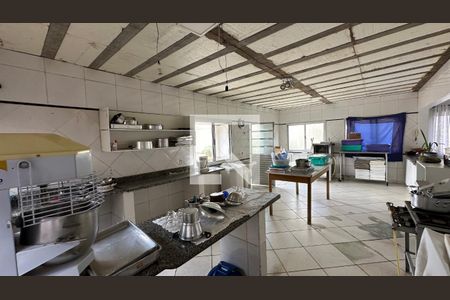 Casa para alugar com 140m², 3 quartos e 10 vagas Casa para alugar com 140m², 3 quartos e 10 vagasCozinha