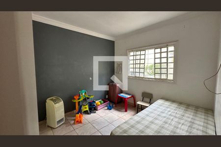 Quarto 2 de casa para alugar com 3 quartos, 140m² em Crimeia Leste, Goiânia