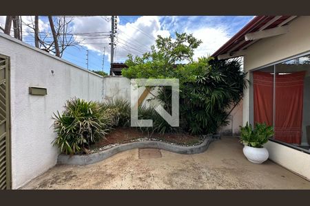 Casa para alugar com 140m², 3 quartos e 10 vagas Casa para alugar com 140m², 3 quartos e 10 vagasJardim