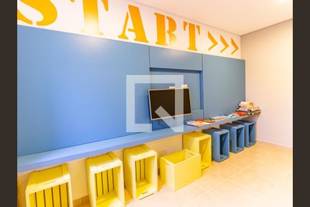 Apartamento à venda com 43m², 2 quartos e 1 vaga Apartamento à venda com 43m², 2 quartos e 1 vagaÁrea comum - Salão de jogos