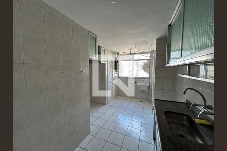 Apartamento à venda com 85m², 2 quartos e 1 vagaCozinha