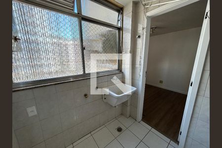 Apartamento à venda com 85m², 2 quartos e 1 vagaÁrea de Serviço