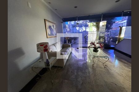 Apartamento à venda com 85m², 2 quartos e 1 vagaHall de entrada