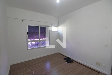 Apartamento à venda com 85m², 2 quartos e 1 vagaSuíte