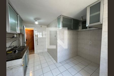 Apartamento à venda com 85m², 2 quartos e 1 vagaCozinha