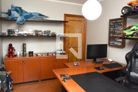 Casa à venda com 330m², 4 quartos e 5 vagasQuarto 3