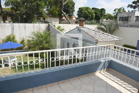 Casa à venda com 330m², 4 quartos e 5 vagasVaranda da Suíte 2