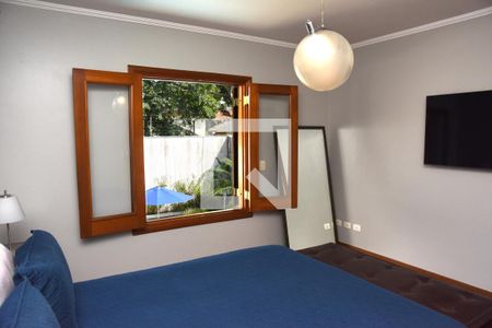 Casa à venda com 330m², 4 quartos e 5 vagasSuíte master