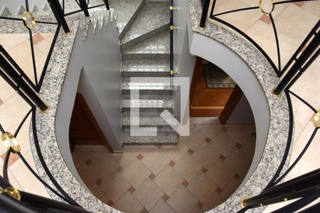 Casa à venda com 330m², 4 quartos e 5 vagasHall