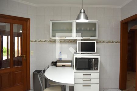 Casa à venda com 330m², 4 quartos e 5 vagasCozinha