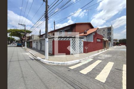 Casa à venda com 92m², 3 quartos e 1 vagaFachada