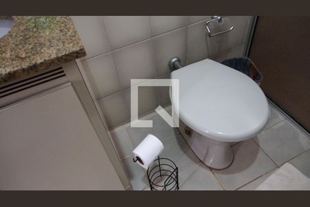 Casa à venda com 240m², 4 quartos e 3 vagasBanheiro