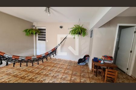 Casa à venda com 240m², 4 quartos e 3 vagasÁrea comum 