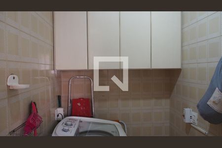 Casa à venda com 240m², 4 quartos e 3 vagasÁrea de Serviço