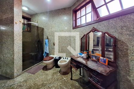 Casa à venda com 680m², 5 quartos e 3 vagasBanheiro da Suíte master