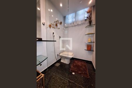 Casa à venda com 680m², 5 quartos e 3 vagasLavabo 2