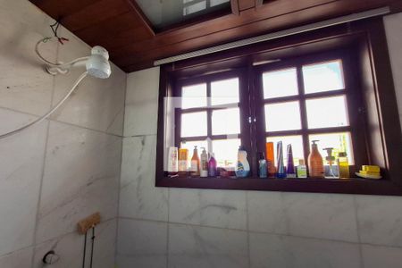 Casa à venda com 680m², 5 quartos e 3 vagasBanheiro da Suíte 2