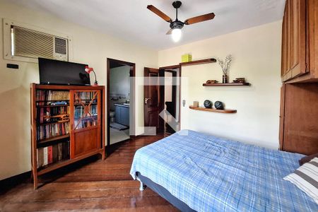 Casa à venda com 680m², 5 quartos e 3 vagasSuíte 3