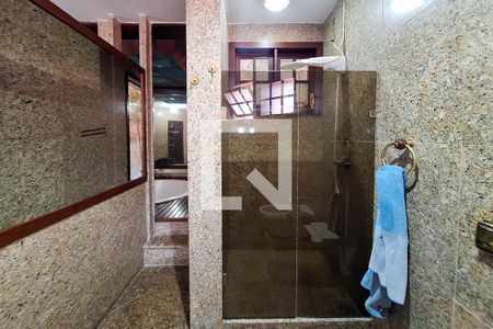 Casa à venda com 680m², 5 quartos e 3 vagasBanheiro da Suíte master