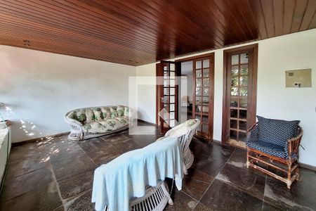 Casa à venda com 680m², 5 quartos e 3 vagasVaranda da Suite Master