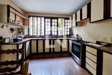 Casa à venda com 680m², 5 quartos e 3 vagasCozinha