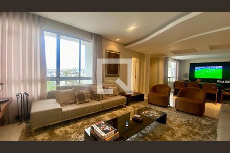 Sala de casa para alugar com 5 quartos, 416m² em São Bento, Belo Horizonte